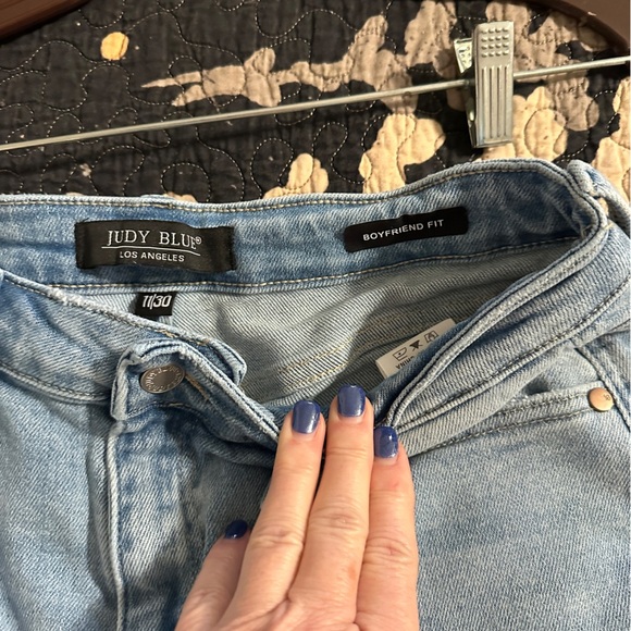 Judy Blue excellent condition jeans size 11/30, worn twice. - Picture 5 of 7